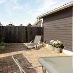 4 Star Holiday Home In Frorup *
