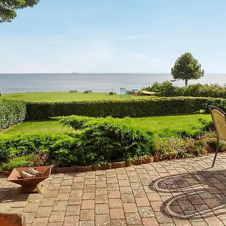 6 Person In Prázdninový dům *