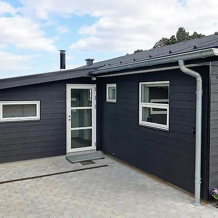 4 Star Holiday Home In Frorup 度假居